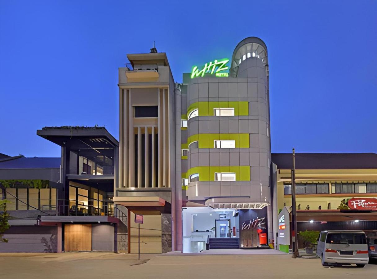 Whiz Hotel Falatehan Jakarta Luaran gambar
